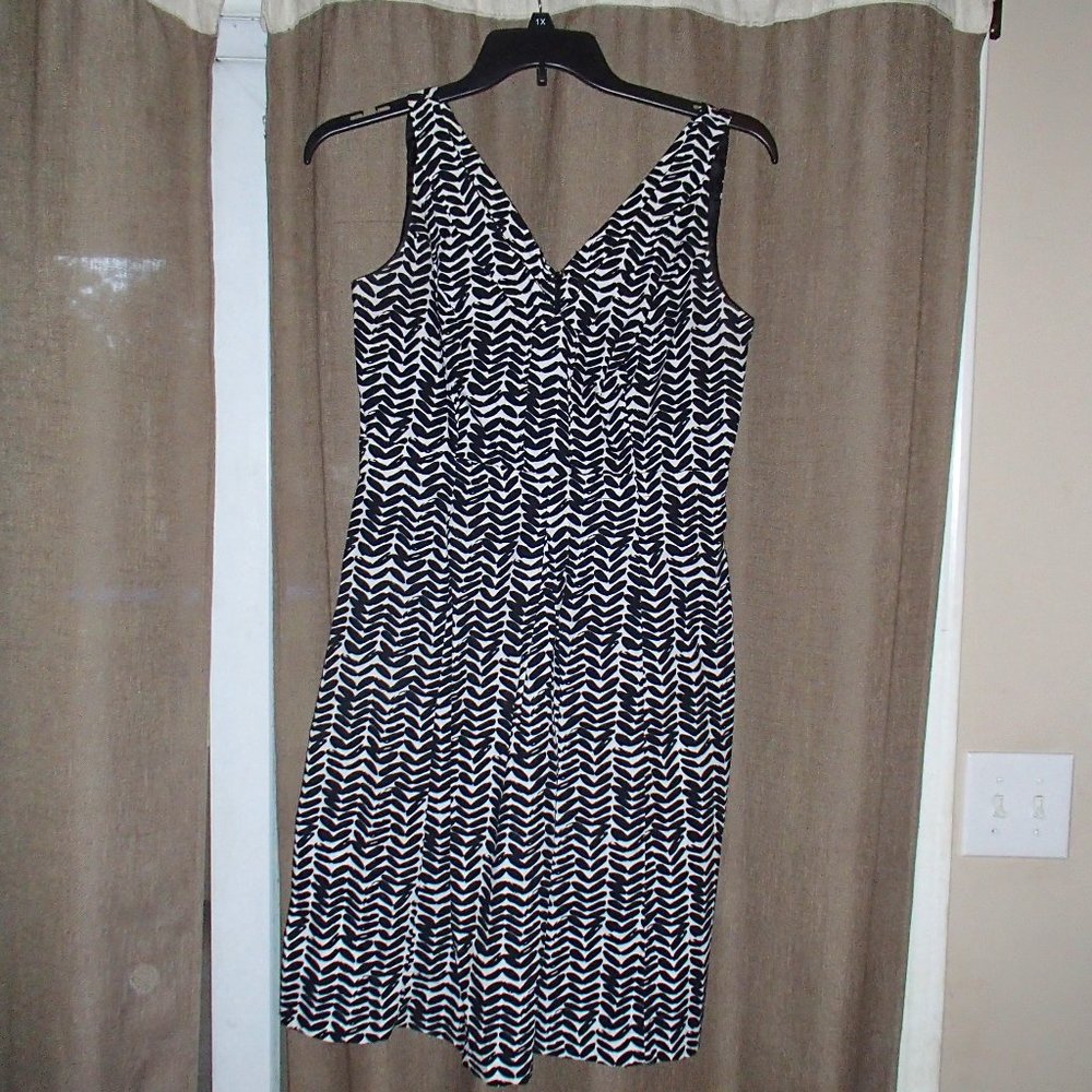 East 5th, black white printed dress.
